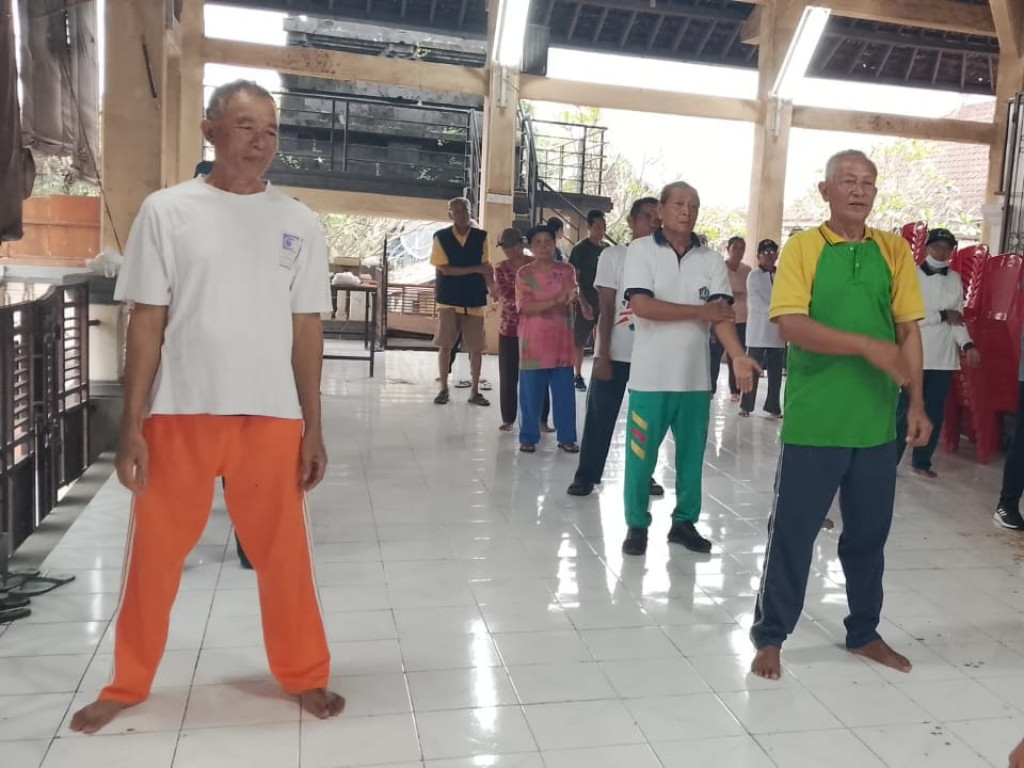 Kegiatan Rutin Posyandu Lansia di Banjar Tegeh Dalung Bulan Juli